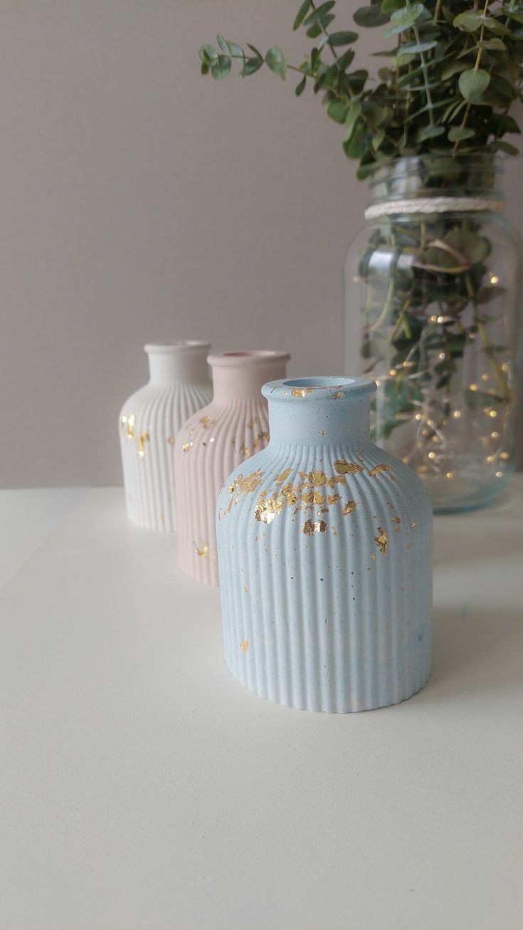 Ribbed Vase