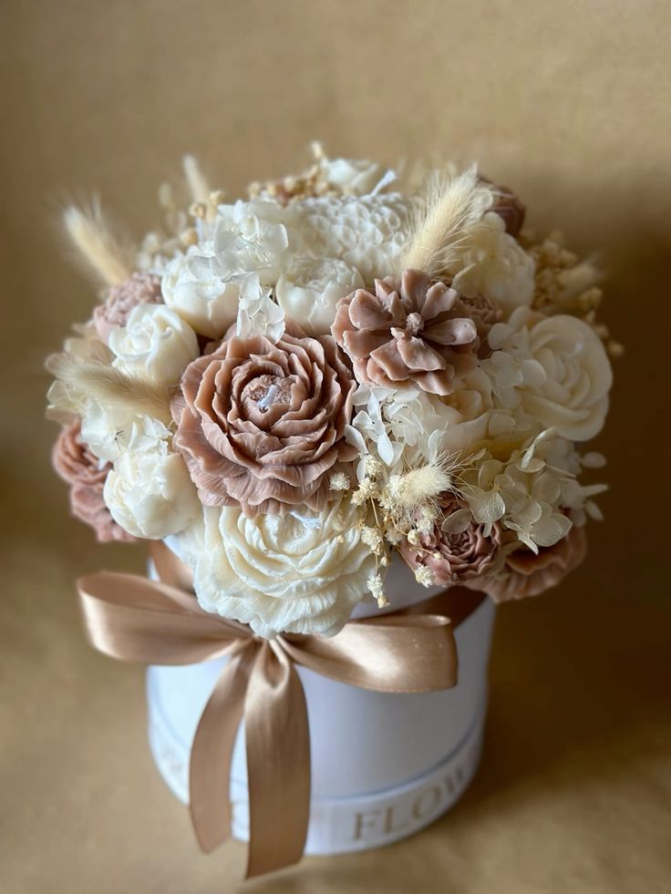 BOTANI SIGNATURE SCENTED CANDLE BOUQUET